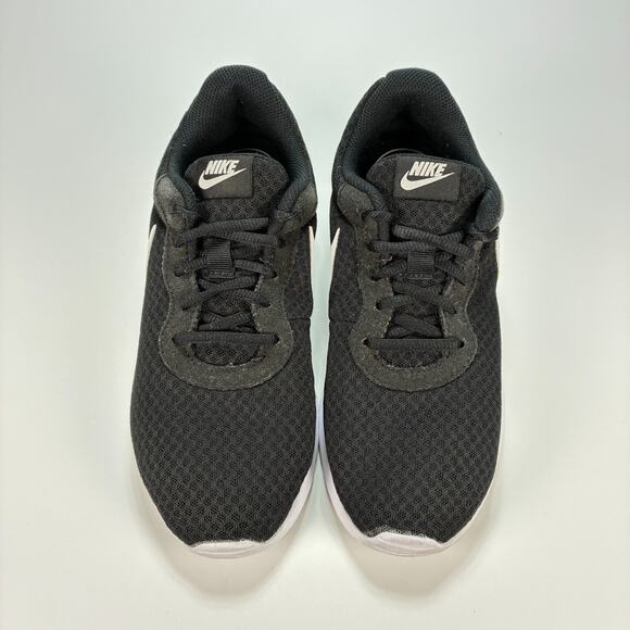 Nike Tanjun Black White Athletic Lace Up Running Shoe 812655-011 Women's Size 7 - Picture 3 of 11